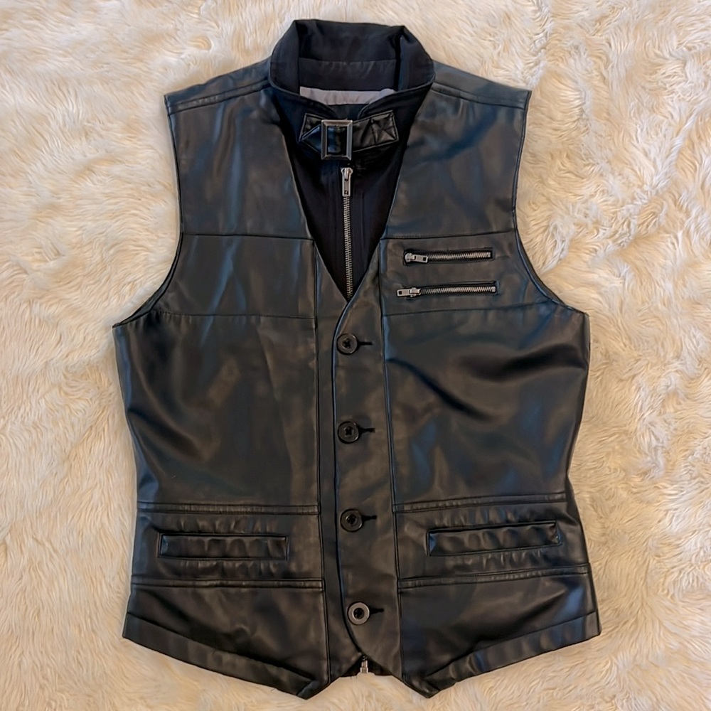 NWOT GUESS Men’s Vegan Leather Lorenzo Vest Size Small